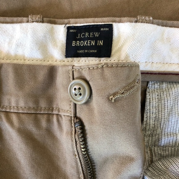 Men’s J. Crew “Broken In” Khaki Pants - Picture 3 of 5